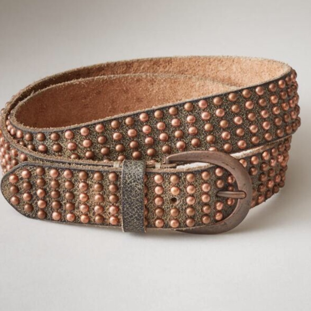 BRAND NEW vintage style studded BELT